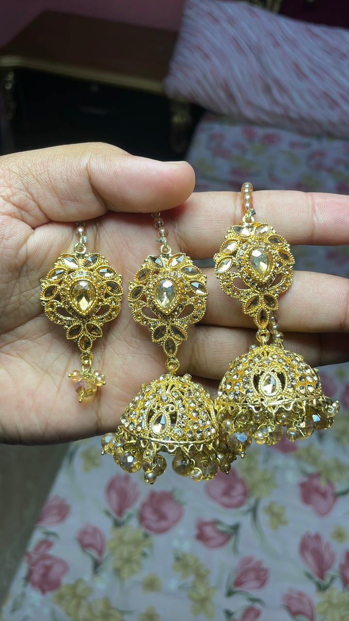Red & Gold Bridal Jhumka Set – Luxury Kundan Wedding Jewelry